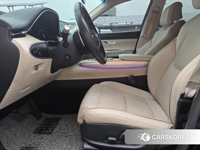 Genesis GV70 2021 Черный из Кореи