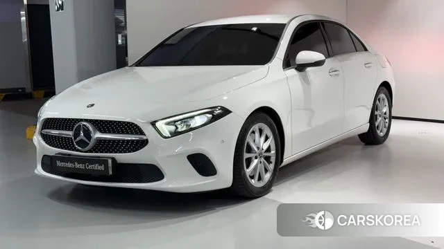 Mercedes-Benz A-Class W177 2020 Белый из Кореи