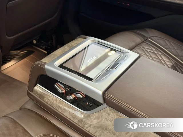 BMW 7 series 2021 Черный из Китая