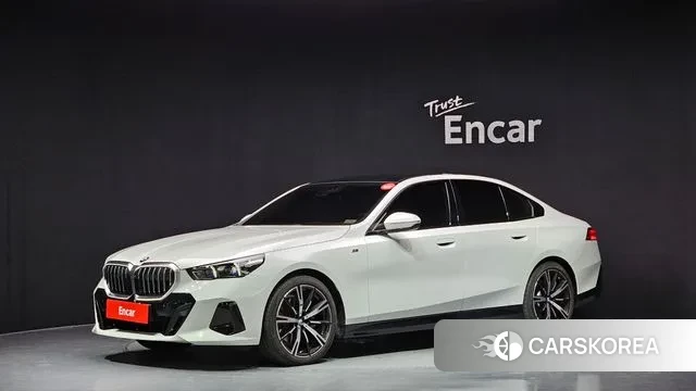 BMW 5 Series (G60) 2024 Белый из Кореи