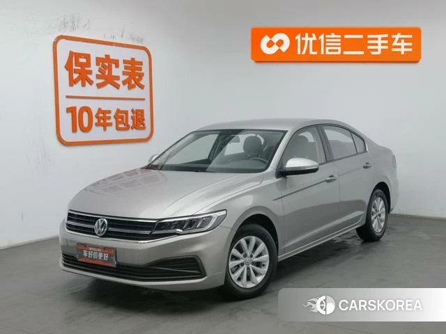 Volkswagen Bora 2020 Коричневый из Китая