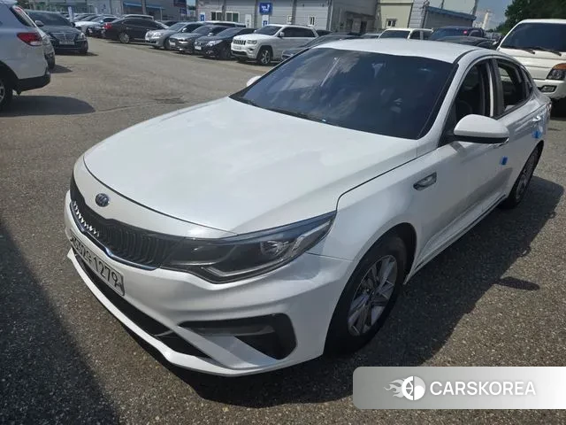 Kia K5 second generation 2018 Жемчужный цвет из Кореи