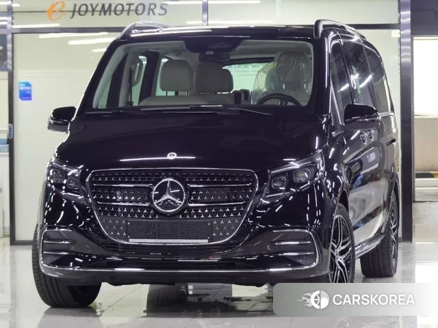 Mercedes-Benz V-Class 2025 Черный из Кореи