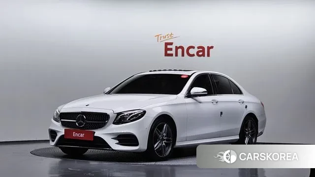 Mercedes-Benz E-Class W213 2020 Белый из Кореи