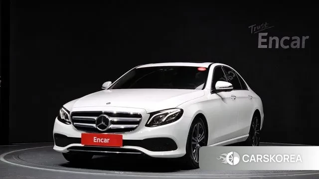 Mercedes-Benz E-Class W213 2020 Белый из Кореи