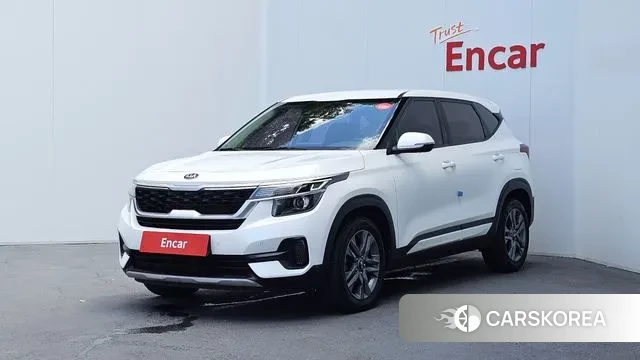 Kia Seltos 2020 Белый из Кореи