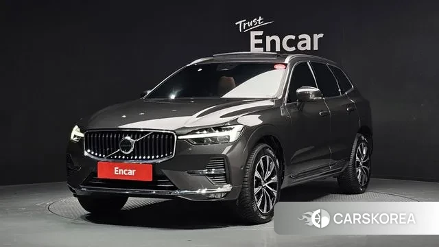Volvo XC60 second Generation 2023 Серый из Кореи