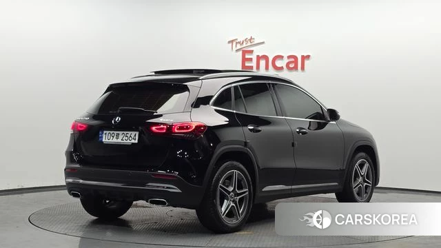 Mercedes-Benz GLA - Class H247 2023 Черный из Кореи