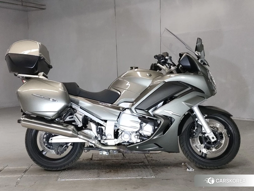 Проданный Yamaha FJR 1300 ABS 2013 из Японии, фото 2