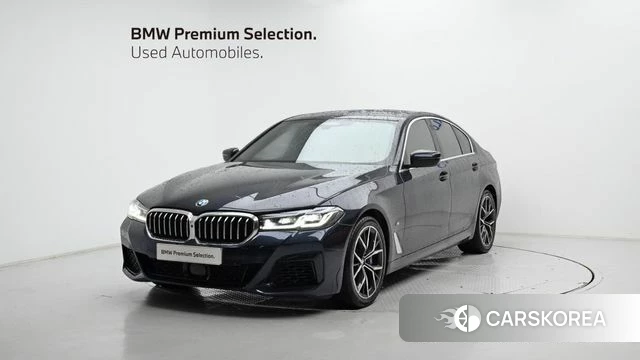 BMW 5 Series (G30) 2023 Черный из Кореи