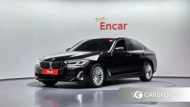 BMW 5 Series (G30) 2022 Черный из Кореи