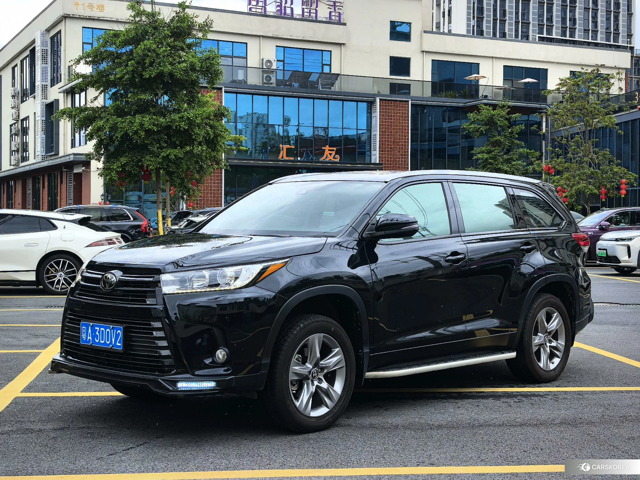 Toyota Highlander 2021 Черный из Китая