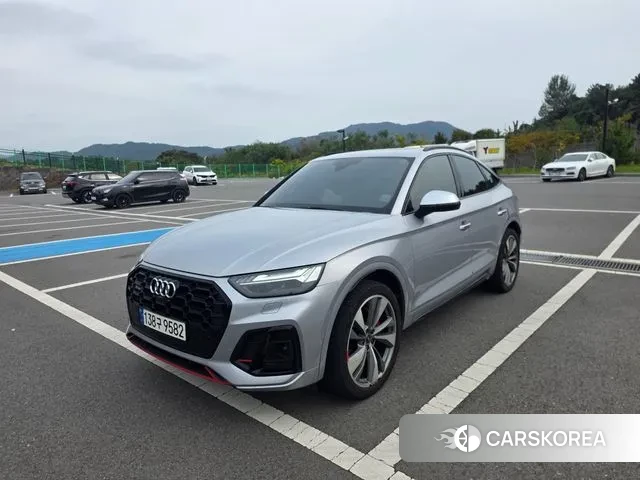 Audi SQ5 (FY) 2021 Светло-серебряный цвет из Кореи