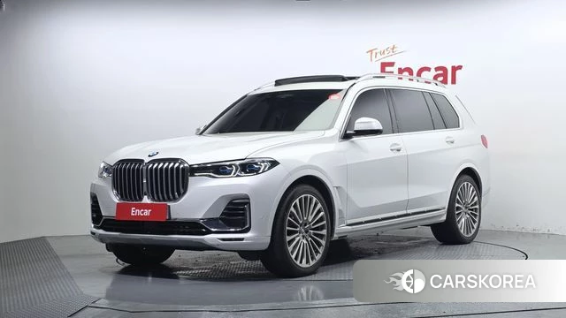 BMW X7 (G07) 2022 Белый из Кореи