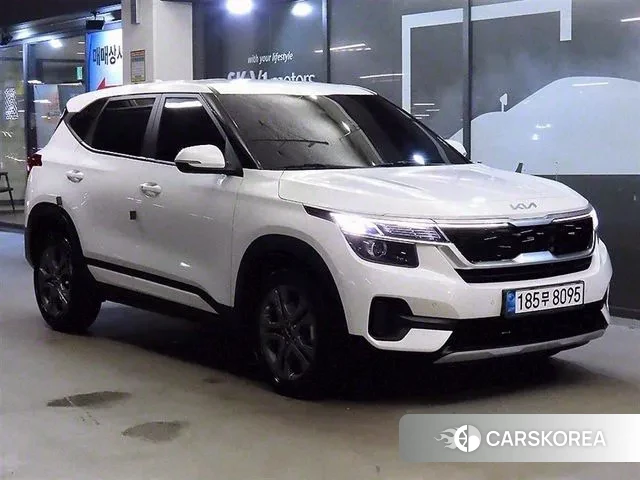 Kia Seltos 2021 Белый из Кореи
