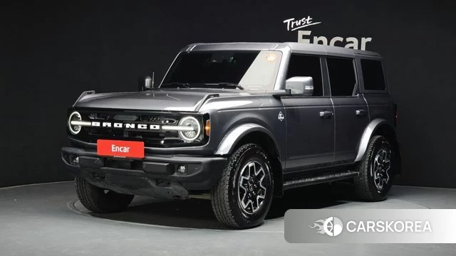 Ford Bronco 6th Generation 2022 Серый из Кореи
