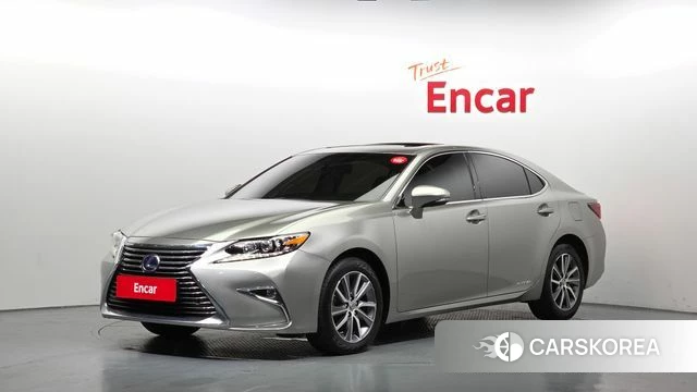 Lexus New ES300h 2018 Песочный из Кореи