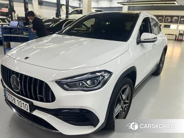 Mercedes-Benz GLA - Class H247 2022 Белый из Кореи