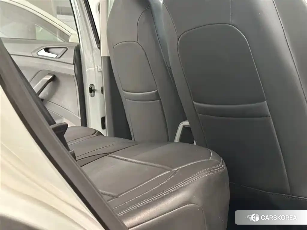Volkswagen T-Cross 2023 Белый из Китая, фото 2