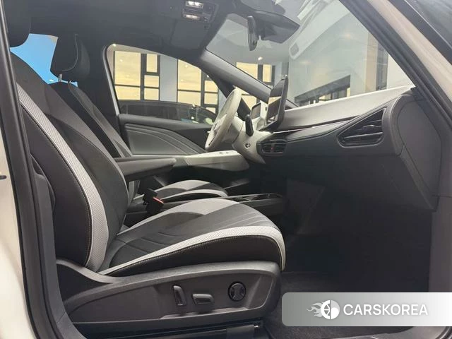 Volkswagen ID.3 2024 Белый из Китая