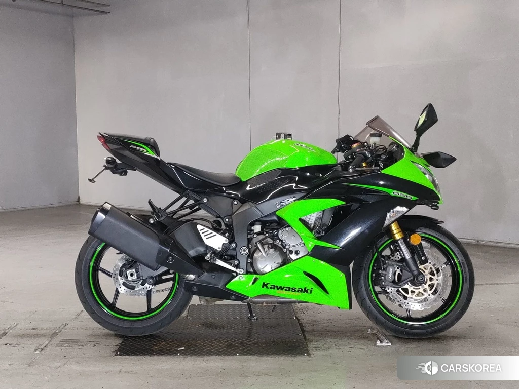 Проданный Kawasaki ZX-6R NINJA 2021 из Японии, фото 2