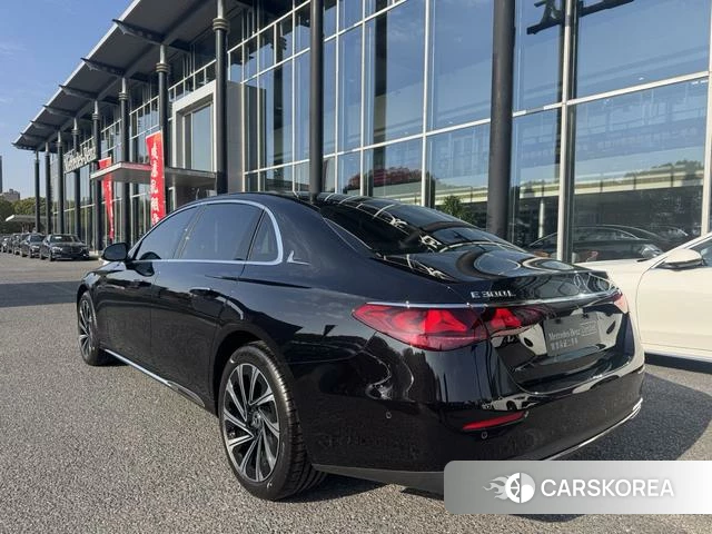 Mercedes-Benz E-class id 3908219 из Китая