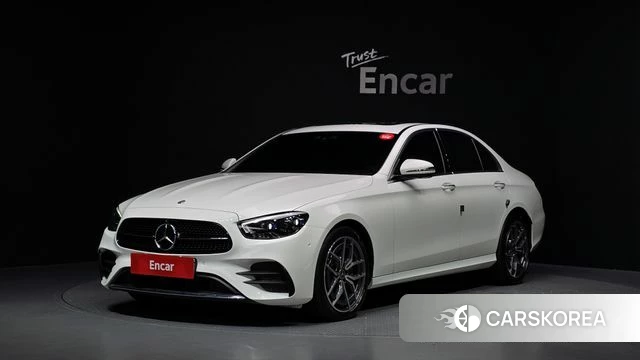 Mercedes-Benz E-Class W213 2023 Белый из Кореи