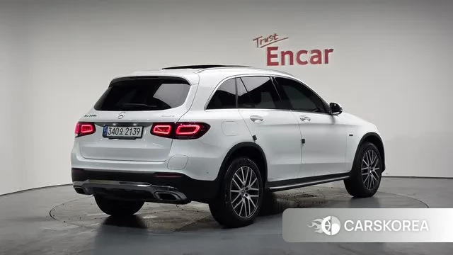 Mercedes-Benz GLC-Class X253 2020 Белый из Кореи