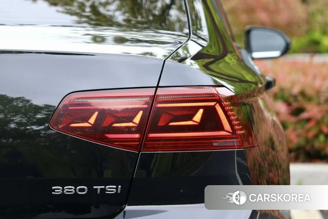 Volkswagen Magotan 2024 Черный из Китая