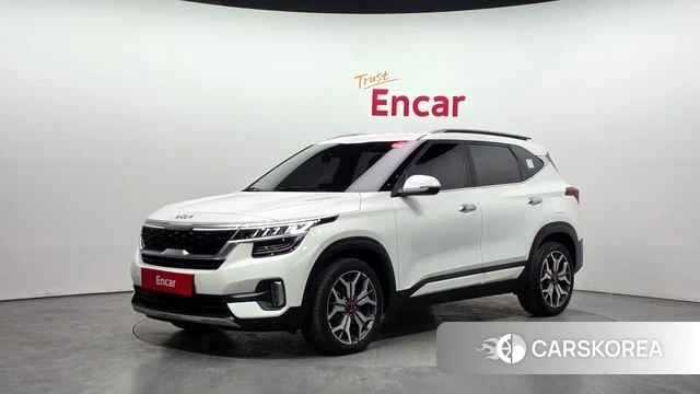 Kia Seltos 2022 Белый из Кореи