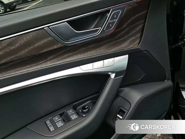 Audi A6L 2024 Черный из Китая