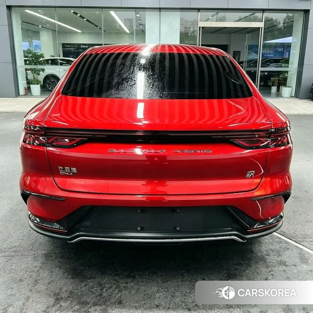 BYD Han DM 2023 Красный из Китая