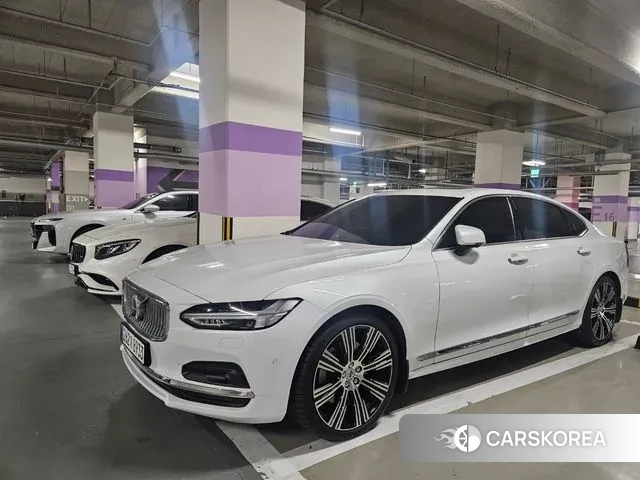 Volvo S90 2021 Белый из Кореи