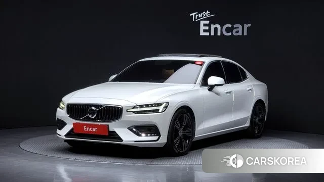 Volvo S60 3rd generation 2019 Белый из Кореи