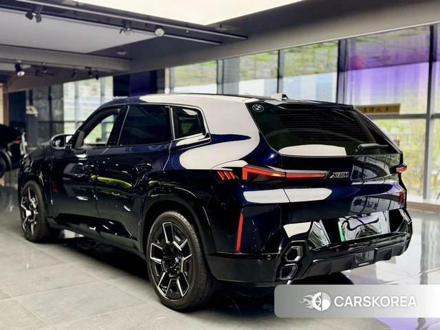 BMW XM 2023 Черный из Китая