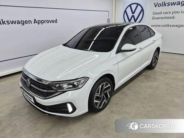 Volkswagen 7th Generation of Jetta 2024 Белый из Кореи