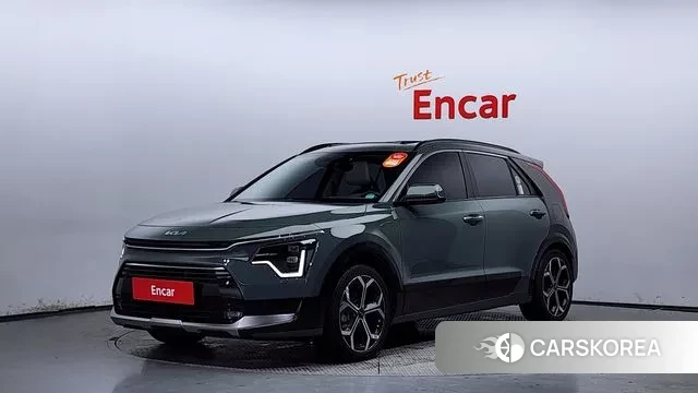 Kia Di Ol Nu Niro 2023 Темно-зеленый из Кореи