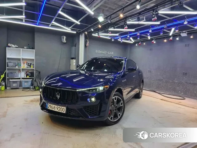 Maserati Levante 2020 Синий из Кореи