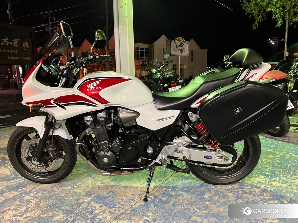 Проданный Honda CB1300ST 2010 из Японии, фото 2