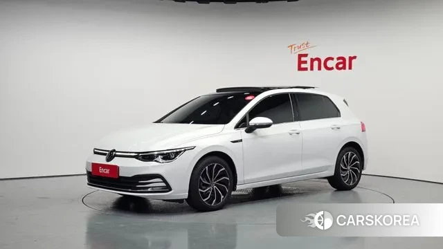 Volkswagen Golf 8th Generation 2024 Белый из Кореи