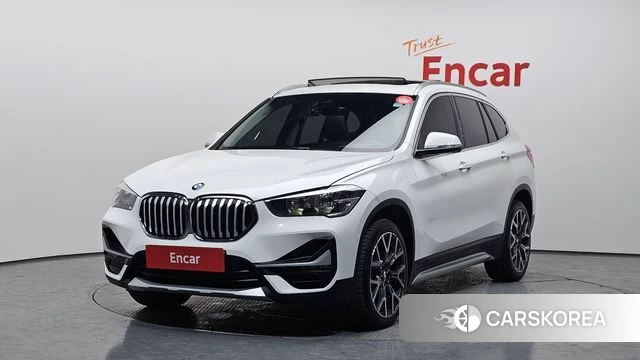 BMW X1 (F48) 2022 Белый из Кореи