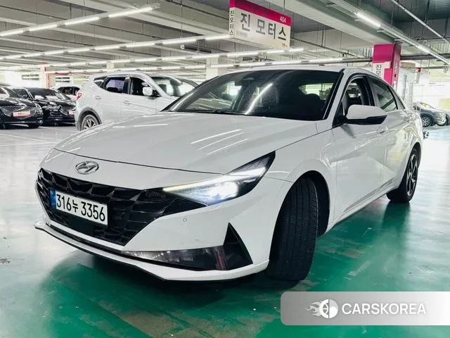 Hyundai Avante (CN7) 2021 Белый из Кореи
