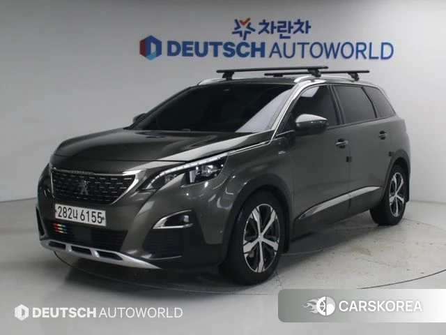 Peugeot 5008 second generation 2018 Серый из Кореи