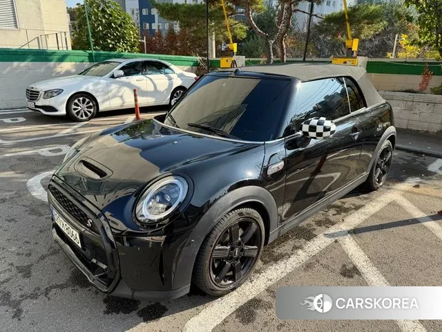 Mini Cooper S Convertible 2021 Черный из Кореи