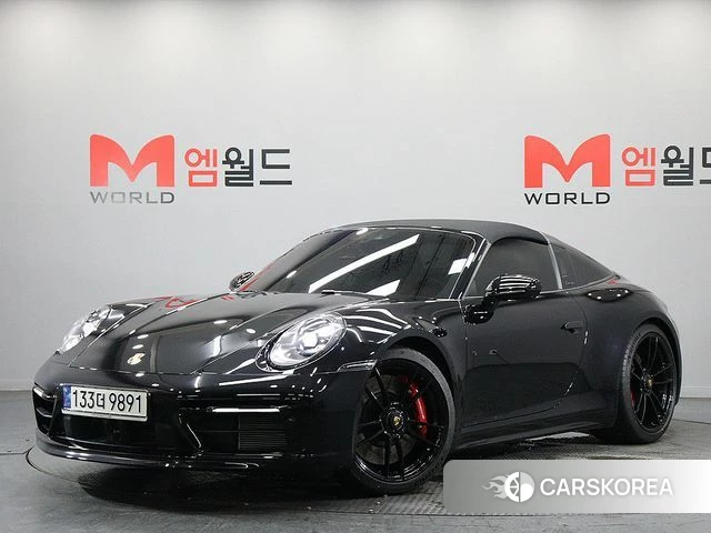 Porsche 911(992) 2023 Черный из Кореи