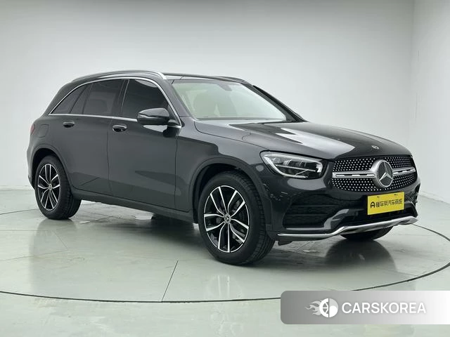 Mercedes-Benz GLC 2021 Темно-серый из Китая