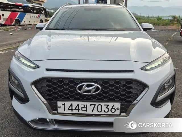 Hyundai Kona 2019 Белый из Кореи