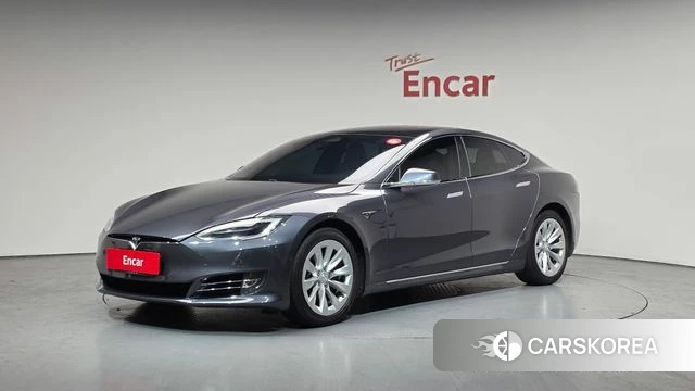 Tesla Model S 2018 Серый из Кореи