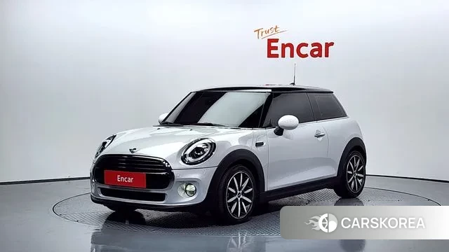 Mini Cooper 2018 Серебряный из Кореи