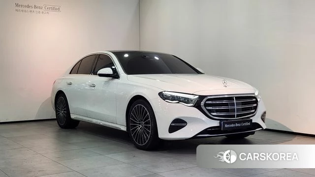 Mercedes-Benz E-Class W214 2025 Белый из Кореи